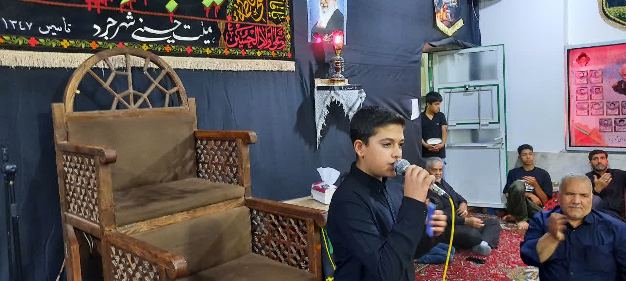 حضور مشتاقانه بچه هاي کانون شهداي شهجرد در مجلس عزاداري حضرت رقيه (س)