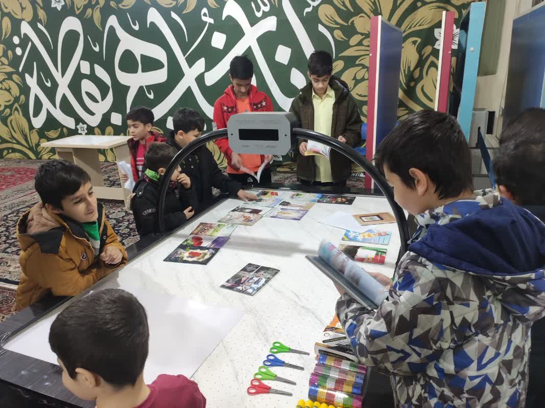 روزنامه ديواري بچه هاي مسجد قدس اراک
