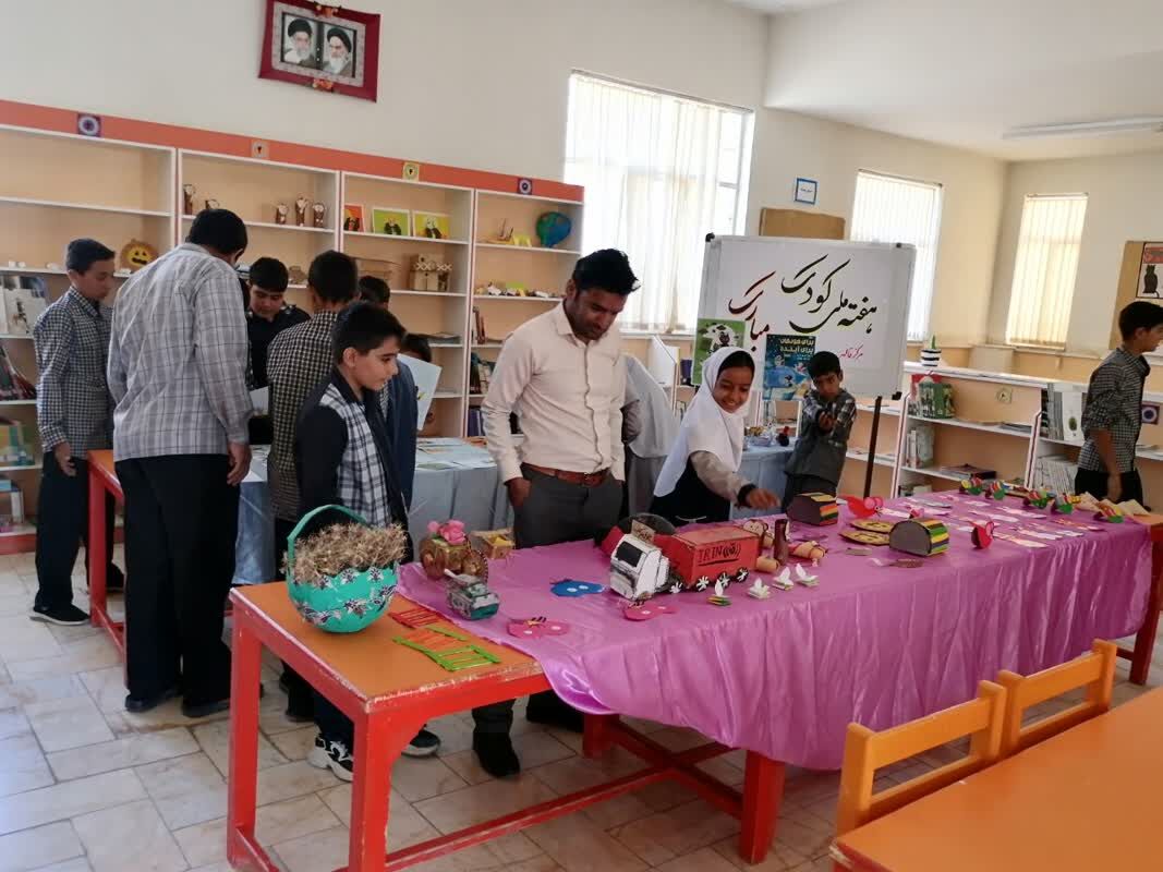 نمايشگاه دستاوردهاي فرهنگي، قرآني کانون افتتاح شد