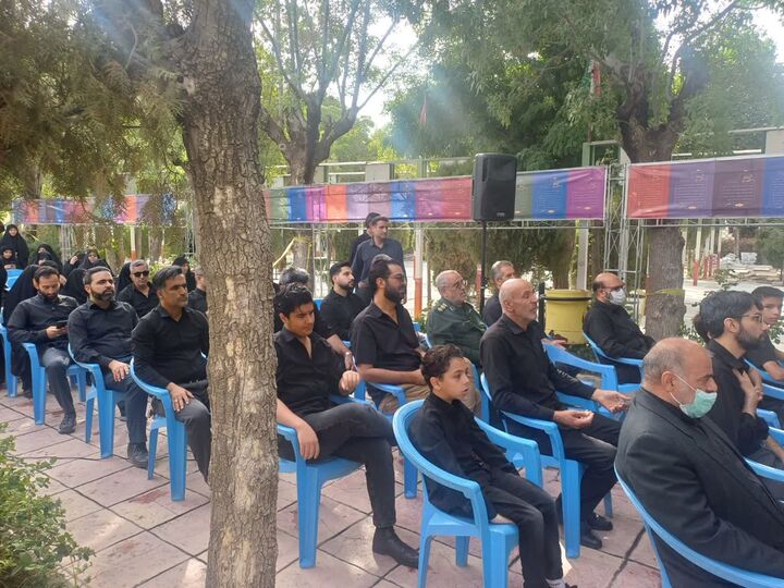 اعضاي کانونهاي مساجد اراک پاي کار شهدا